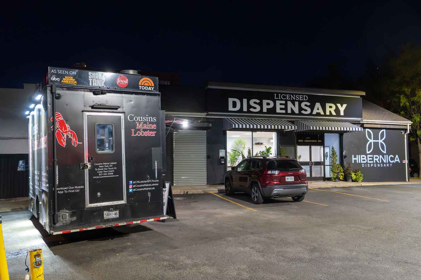 nyc_dispensary_bronx_storefront_evening_view