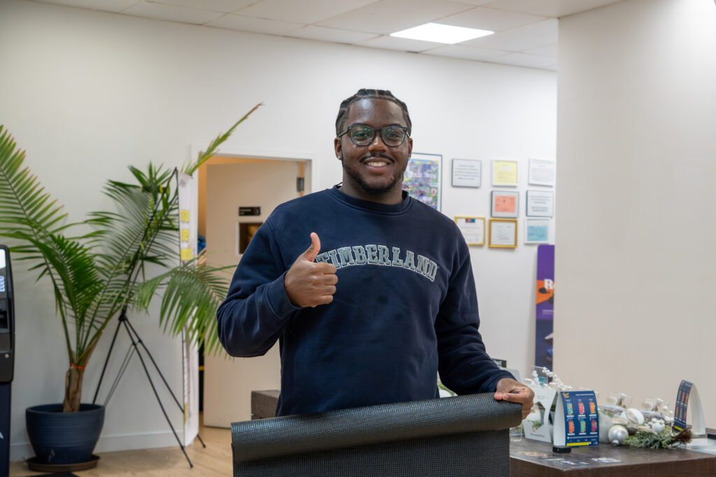 yoga_session_hibernica_bronx_dispensary